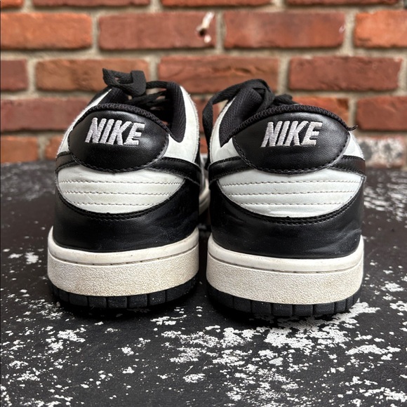 Nike Dunk low Men Monochrome Athletic Shoes size 12 - Picture 5 of 9